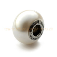Crystal BeCharmed Pearl 5890 - Crystal Cream Crystal BeCharmed Pearl 5890 - Crystal Cream
