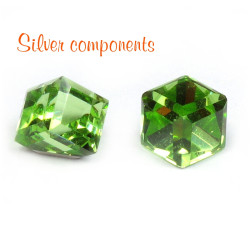 Kostka nalepovací Swarovski 4mm Peridot